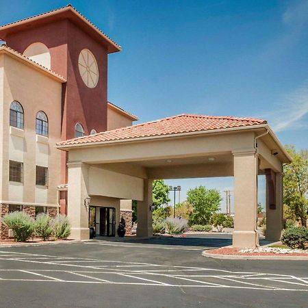 Quality Inn & Suites Albuquerque West Экстерьер фото