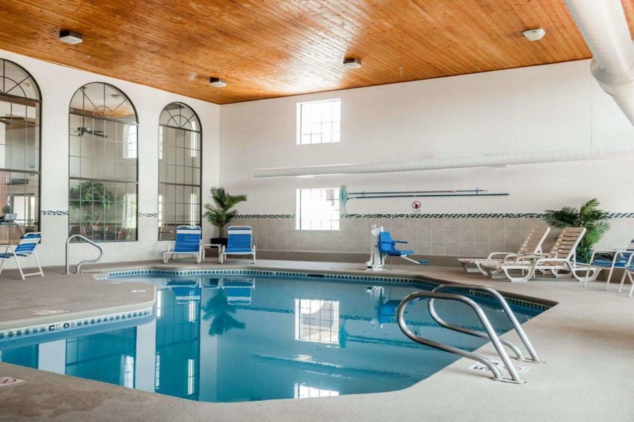 Quality Inn & Suites Albuquerque West Экстерьер фото
